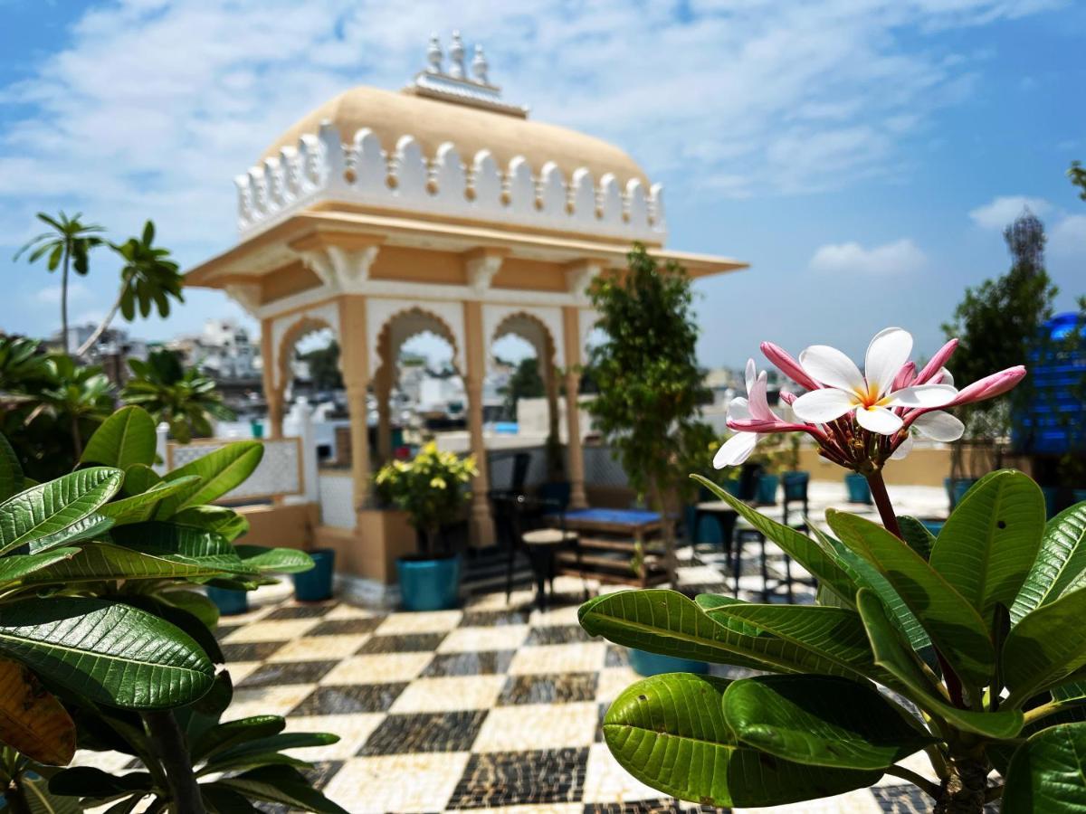 Petal Of Mewar - A Luxury Boutique Hotel Ουνταϊπούρ Εξωτερικό φωτογραφία