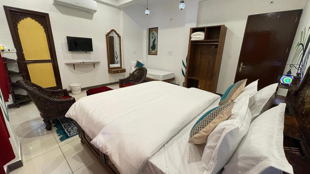 Petal Of Mewar - A Luxury Boutique Hotel Ουνταϊπούρ Εξωτερικό φωτογραφία